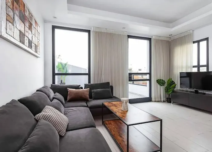 2Bedroom Suite 7 With Shelter